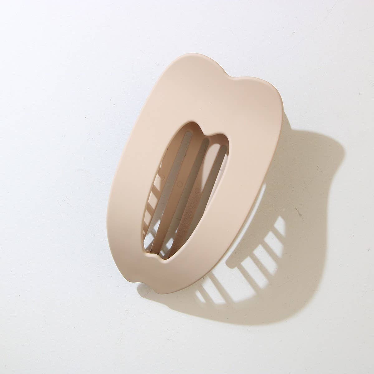 FLAT HAIR CLIP FOR WOMEN BUN UPDO